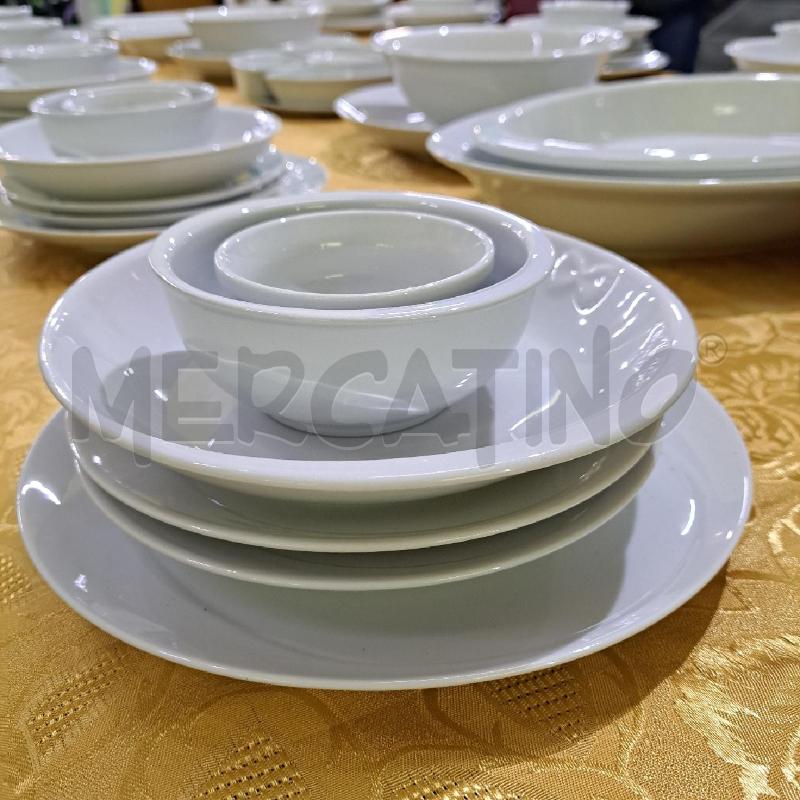 SERVIZIO PIATTI BARILLA DA 10 + PORTATE | Mercatino dell'Usato Pomezia 4