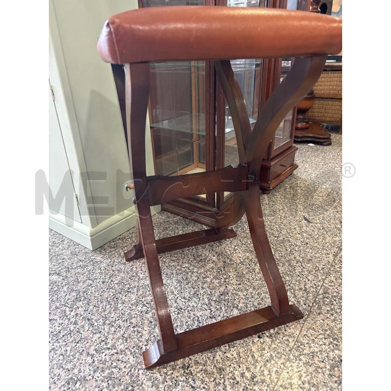 SGABELLO PELLE LEGNO | Mercatino dell'Usato Pomezia 3
