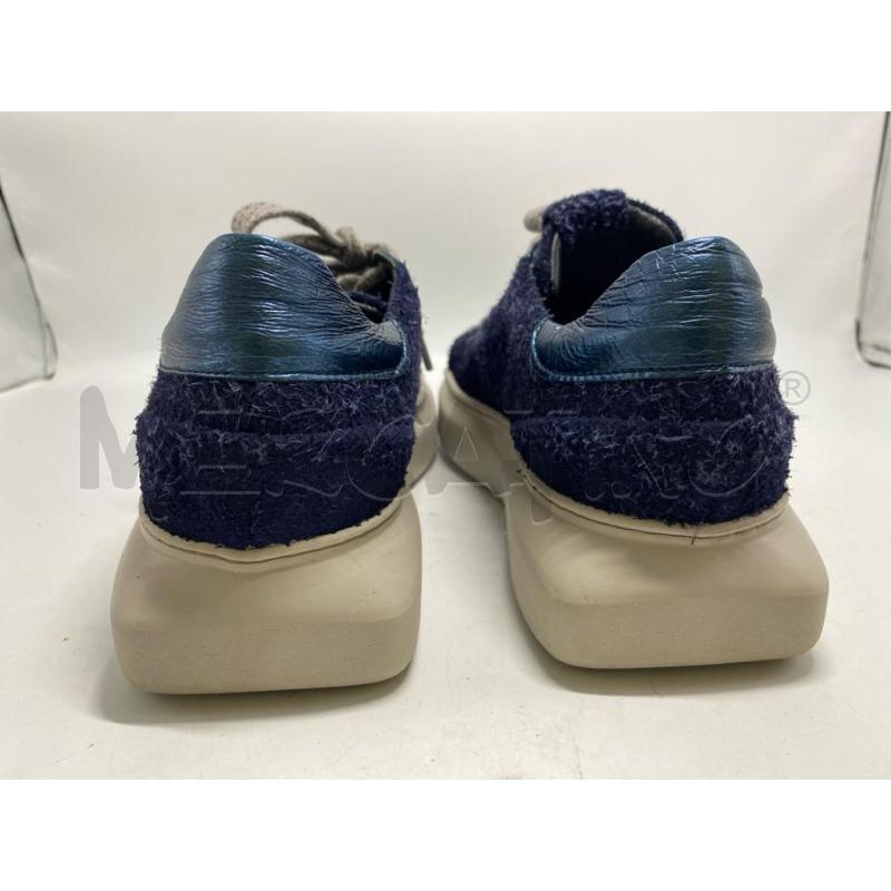 SNEAKERS DONNA LAURA BELLARIVA SCAMOSCIATE BLU SUOLA GRIGIA | Mercatino dell'Usato Pomezia 4