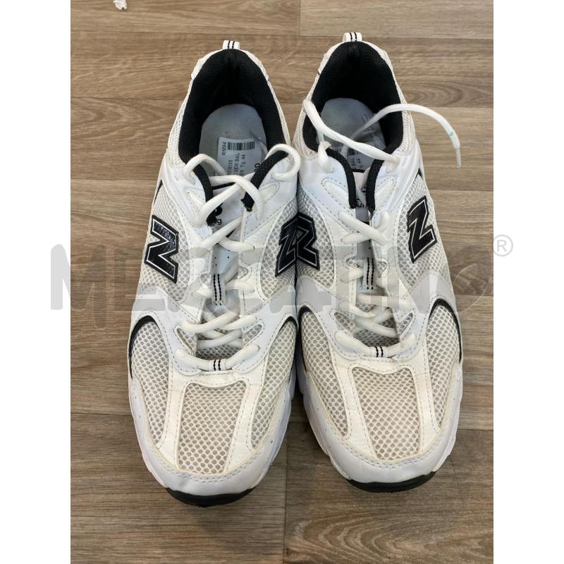 SNEAKERS UOMO NEW BALANCE BIANCHE NERE BASSE | Mercatino dell'Usato Pomezia 2