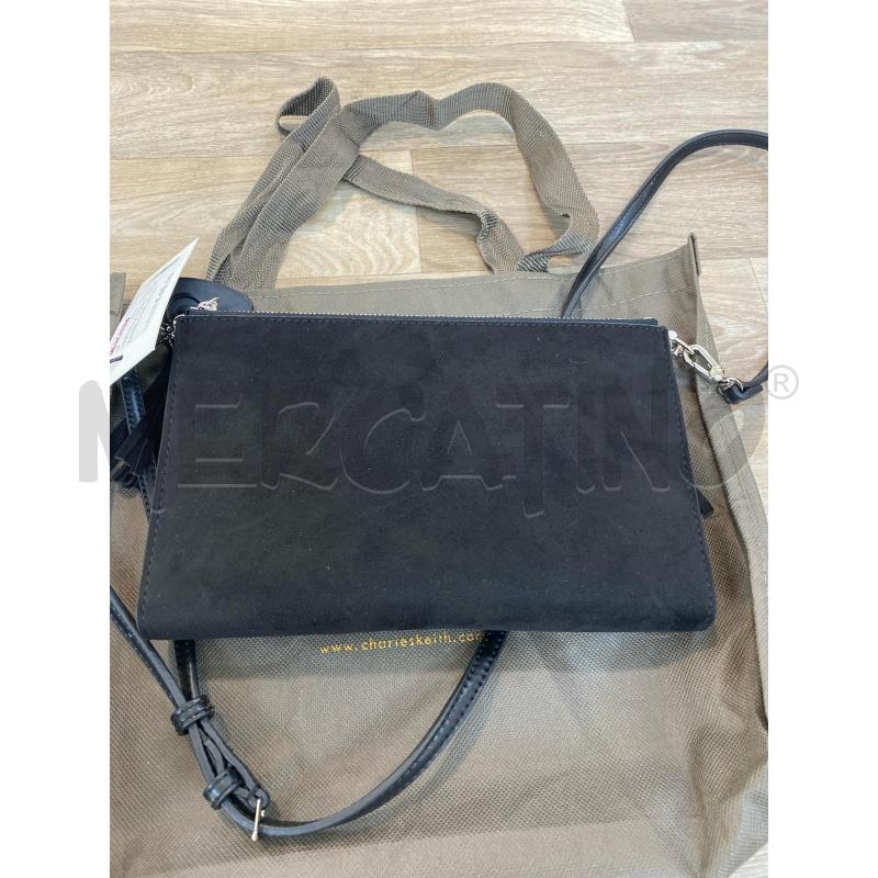 TRACOLLA DONNA NERA FRANGE CHARLES&KEITH | Mercatino dell'Usato Pomezia 3