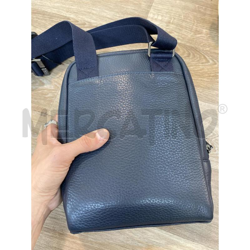 TRACOLLA UOMO BLU PELLE PIQUADRO | Mercatino dell'Usato Pomezia 3