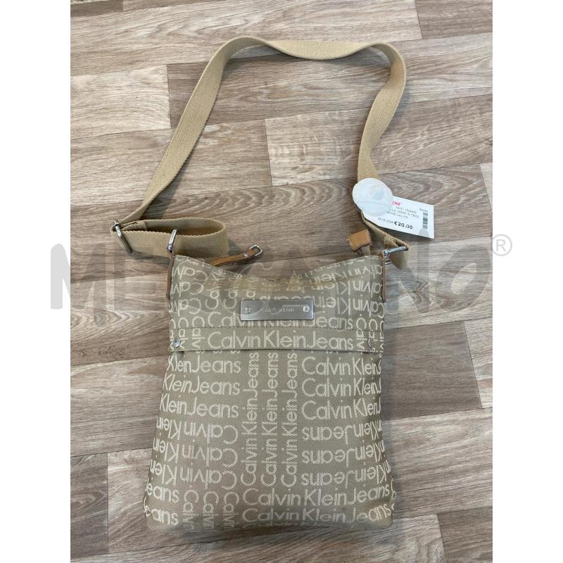 TRACOLLA UOMO IN TESSUTO BEIGE CALVIN KLEIN JEANS | Mercatino dell'Usato Pomezia 1