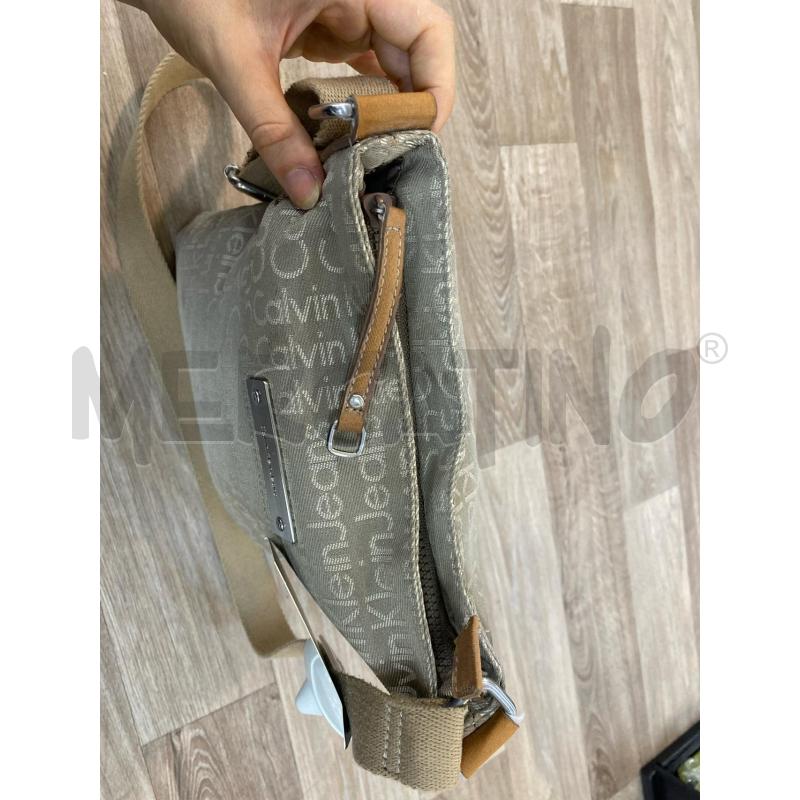 TRACOLLA UOMO IN TESSUTO BEIGE CALVIN KLEIN JEANS | Mercatino dell'Usato Pomezia 5