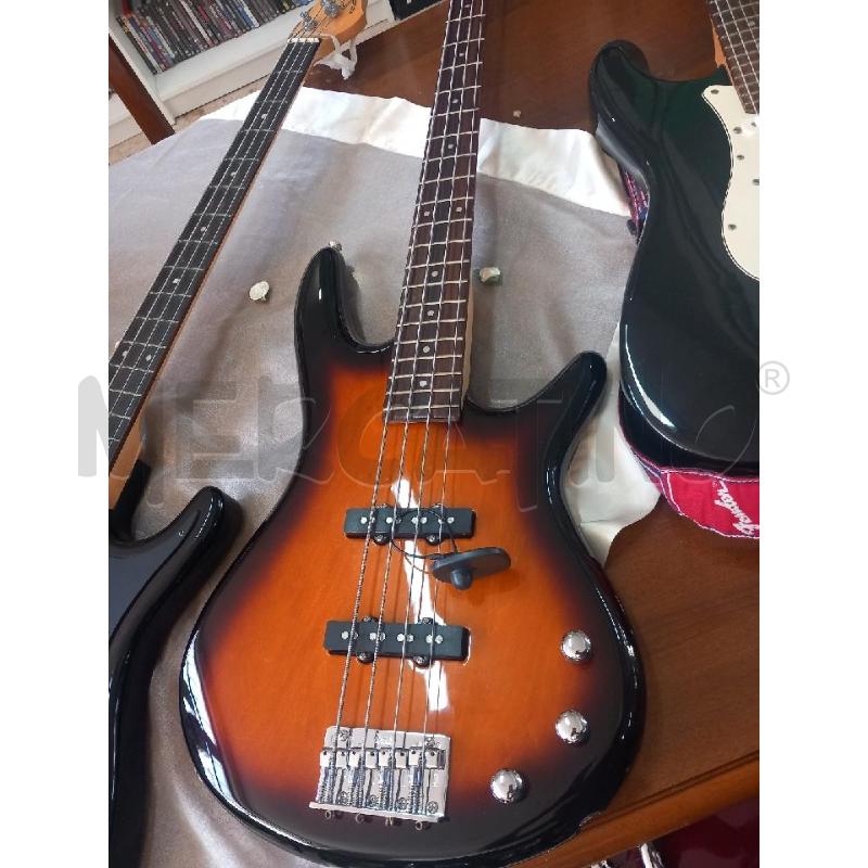 CHITARRA ELETTRICA | Mercatino dell'Usato Guidonia montecelio 1
