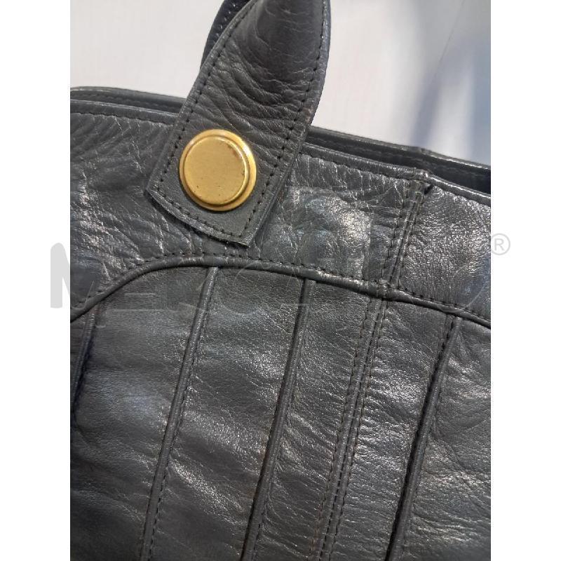 BORSA D A MANO GRIGIO CON RIPRESE DAVANTI | Mercatino dell'Usato Bellizzi 2
