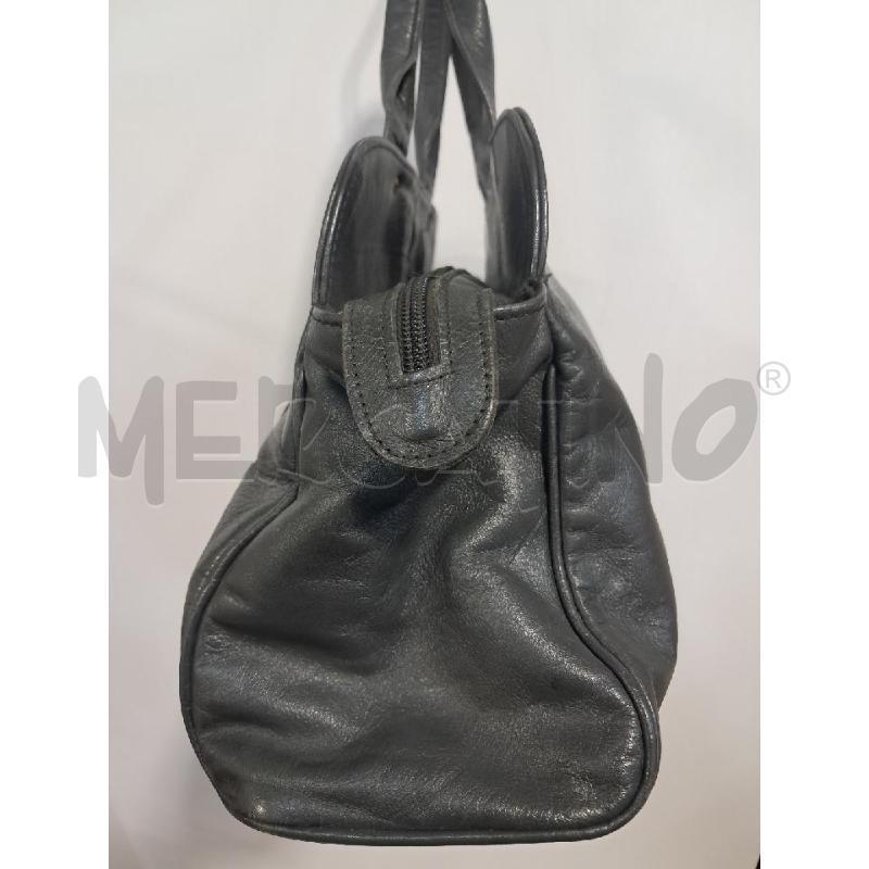 BORSA D A MANO GRIGIO CON RIPRESE DAVANTI | Mercatino dell'Usato Bellizzi 4