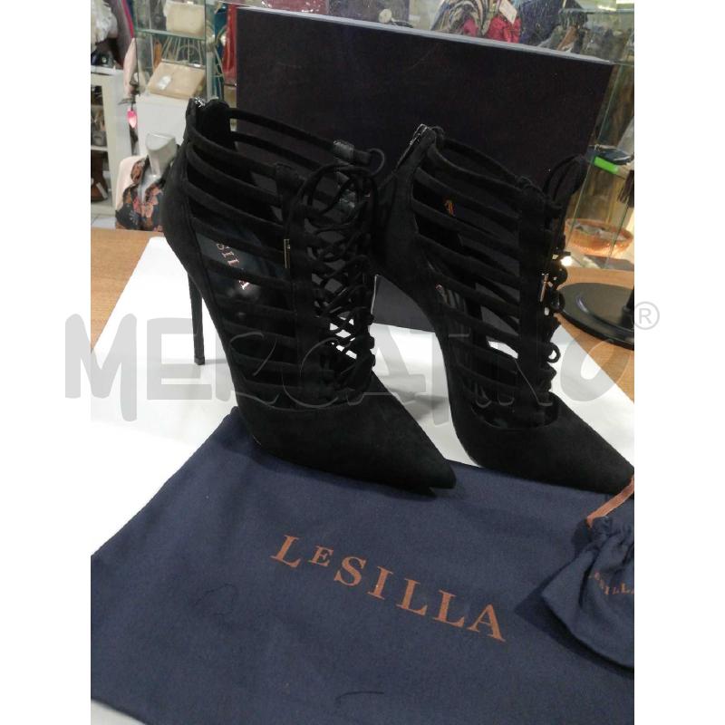SCARPE D LE SILLA NABUK NERO STRINGHE TACCO STILETTO | Mercatino dell'Usato Bellizzi 1