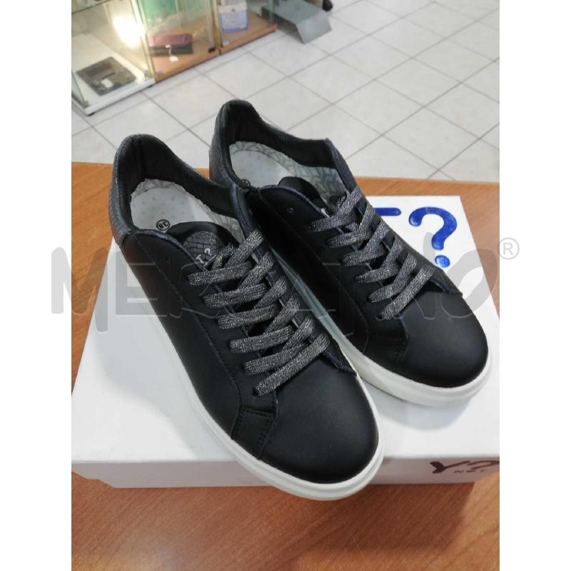 SNEAKERS DONNA YNOT? NERO LACCI GRIGIO | Mercatino dell'Usato Bellizzi 1