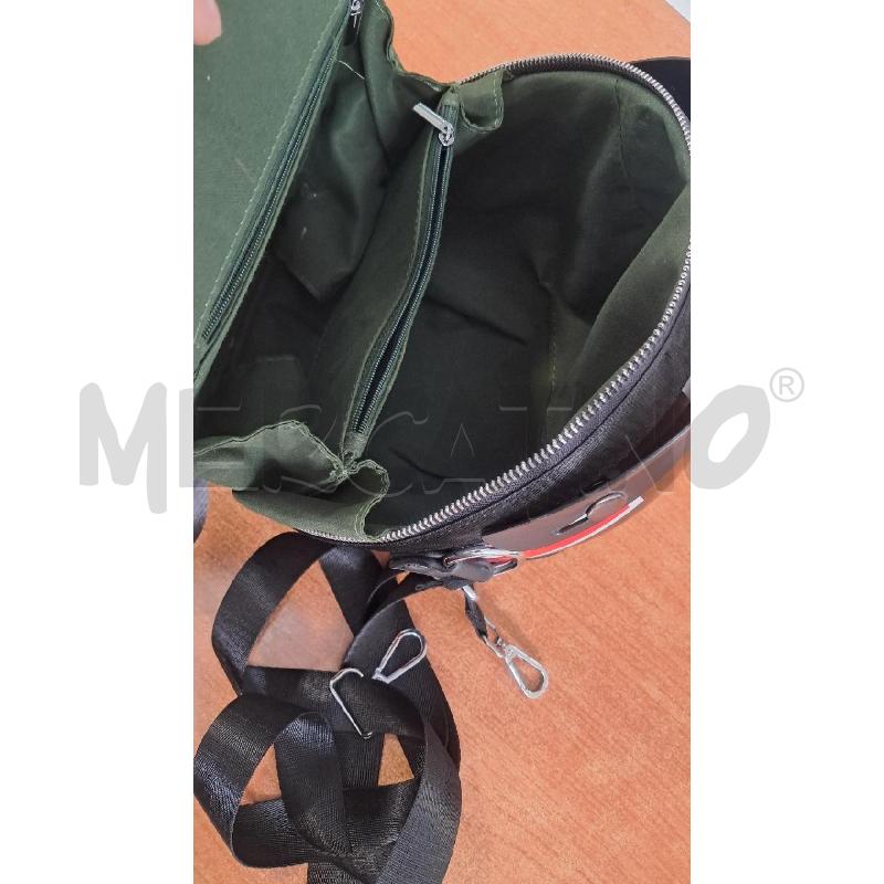ZAINO D A FORMA DI CASCO ROSSO NERO | Mercatino dell'Usato Bellizzi 4