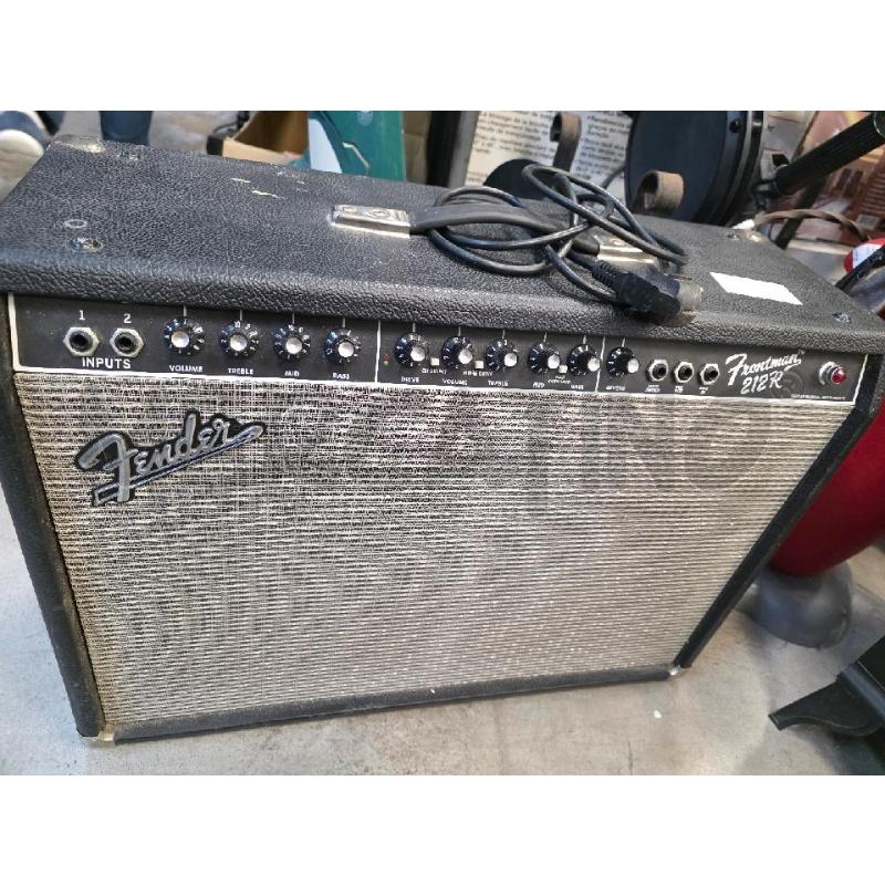 AMPLIFICATORE FENDER FRONTMAN 212L + PEDALIERA | Mercatino dell'Usato Cava de tirreni 2