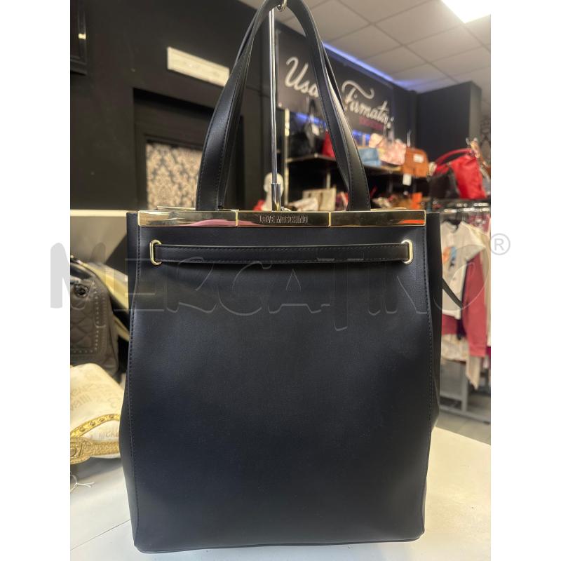 BORSA DONNA LOVE MOSCHINO NERA NUOVA GANCIO DORATO | Mercatino dell'Usato Cava de tirreni 2