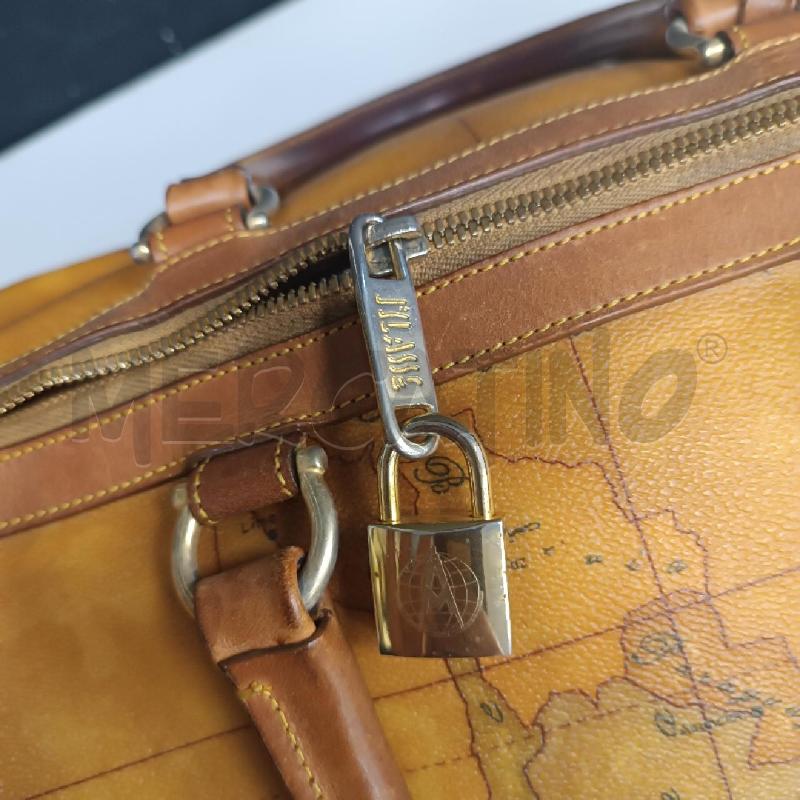 BORSA DONNA PRIMA CLASSE BAULETTO BEIGE MAPPA  | Mercatino dell'Usato Cava de tirreni 3