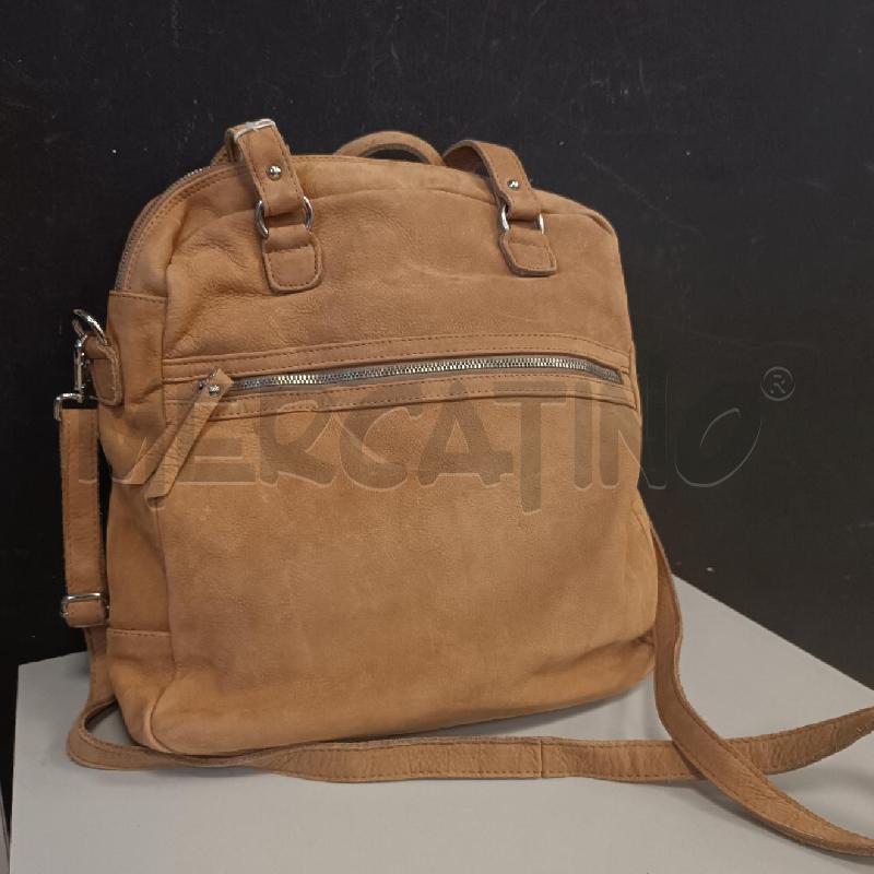 BORSA DONNA PULICATI BEIGE SCAMOSCIATA NUOVA  | Mercatino dell'Usato Cava de tirreni 2