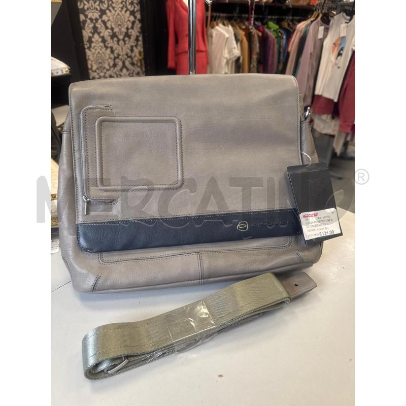 BORSA PIQUADRO VIBE MESSENGER NUOVA GREY CON TRACOLLA | Mercatino dell'Usato Cava de tirreni 4