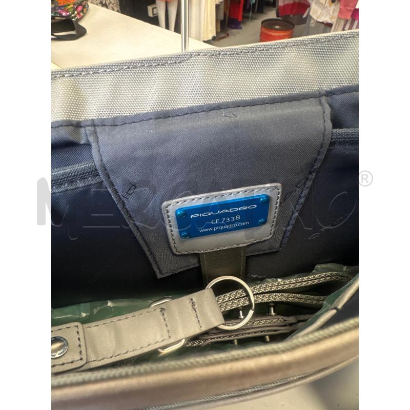 BORSA PIQUADRO VIBE MESSENGER NUOVA GREY CON TRACOLLA | Mercatino dell'Usato Cava de tirreni 5