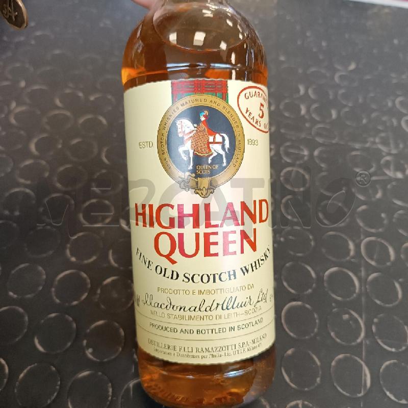 BOTTIGLIA HIGHLAND QUEEN SCOTCH | Mercatino dell'Usato Cava de tirreni 2