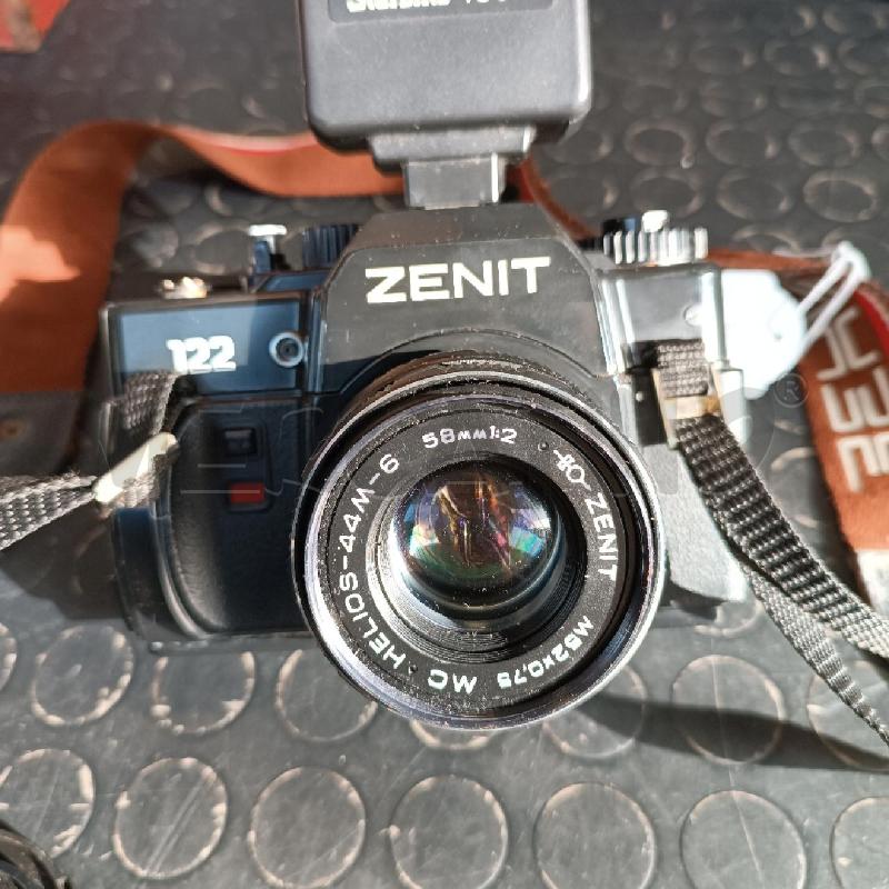 MACCHINA FOTOGRAFICA  ZENIT 122 + FLASH 150M | Mercatino dell'Usato Cava de tirreni 2