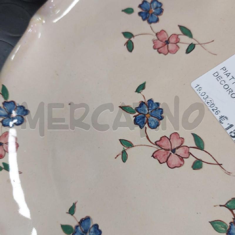 PIATTO CERAMICA ANNA DECORO FIORI ROTONDO ATTORCIGLIATO | Mercatino dell'Usato Cava de tirreni 2