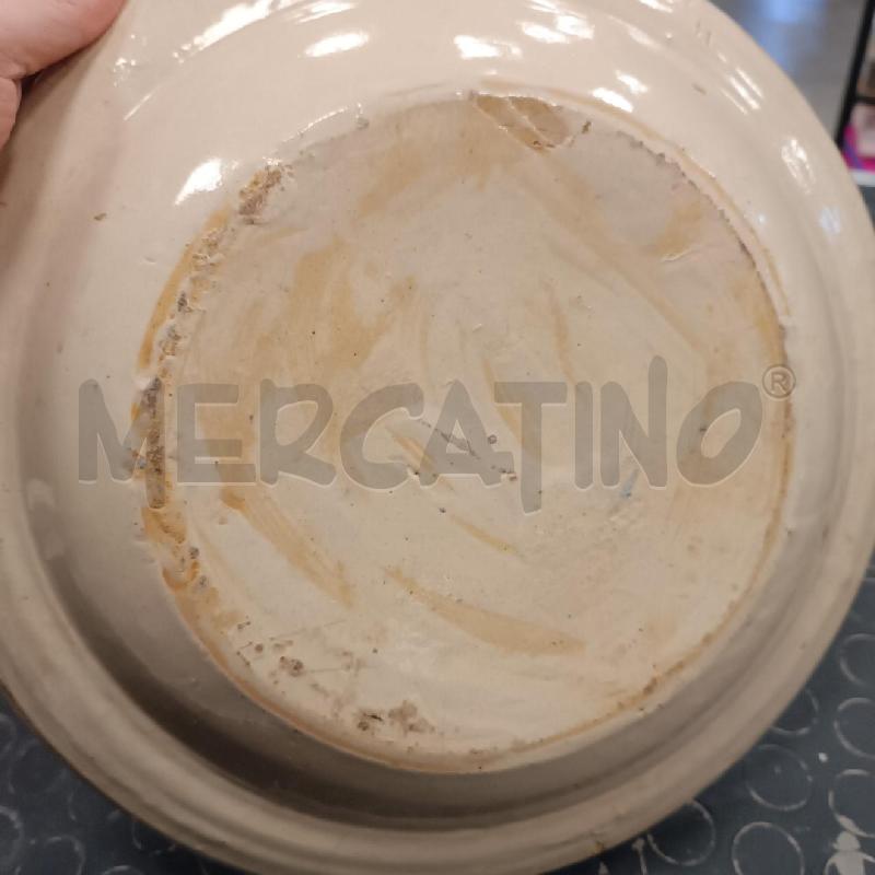 PIATTO CERAMICA BEIGE VECCHIO FONDO  | Mercatino dell'Usato Cava de tirreni 2