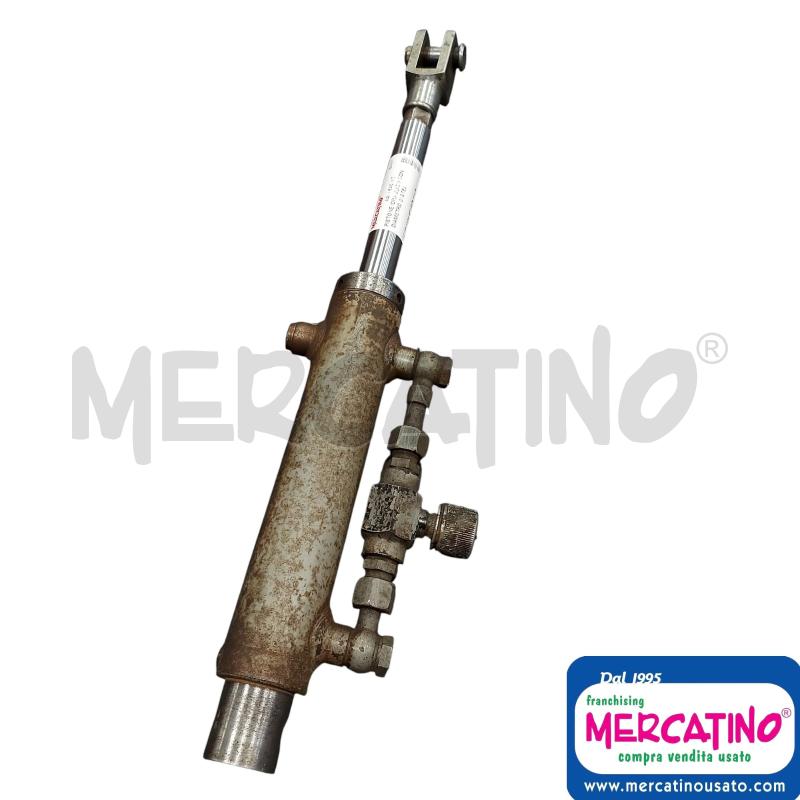 PISTONE IDRAULICO CON DIAMETRO 25STELO  /50 PISTONE | Mercatino dell'Usato Cava de tirreni 1