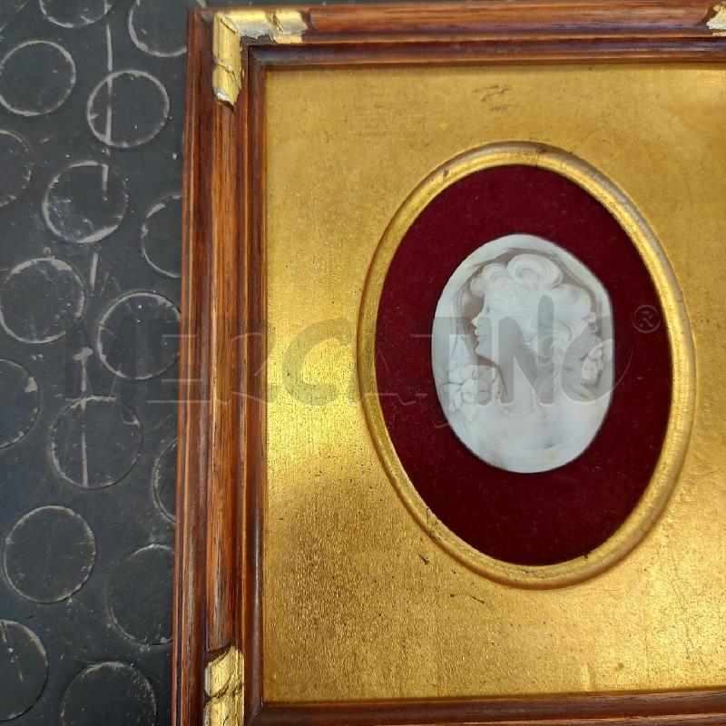 QUADRETTO CON CAMMEO | Mercatino dell'Usato Cava de tirreni 4