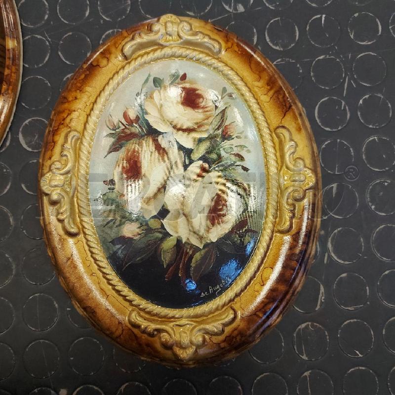 QUADRETTO OVALE FIORI CORNICE DORATA | Mercatino dell'Usato Cava de tirreni 3