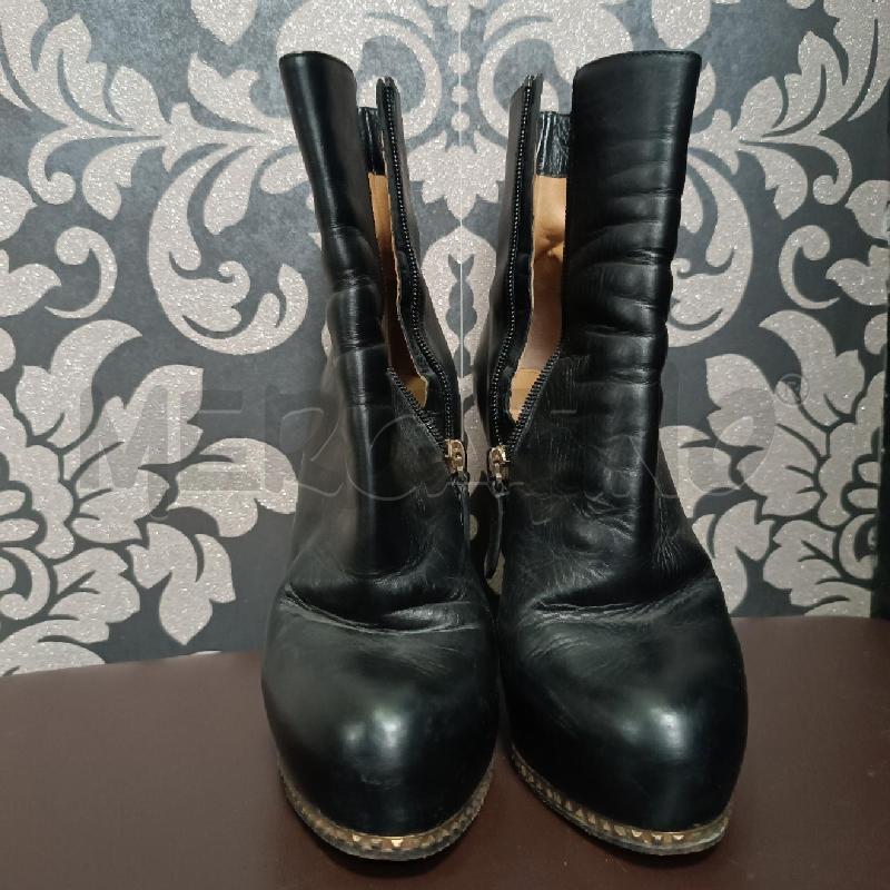 SCARPE DONNA VALENTINO GARAVANI NERI PELLE TACCO ALTO | Mercatino dell'Usato Cava de tirreni 1