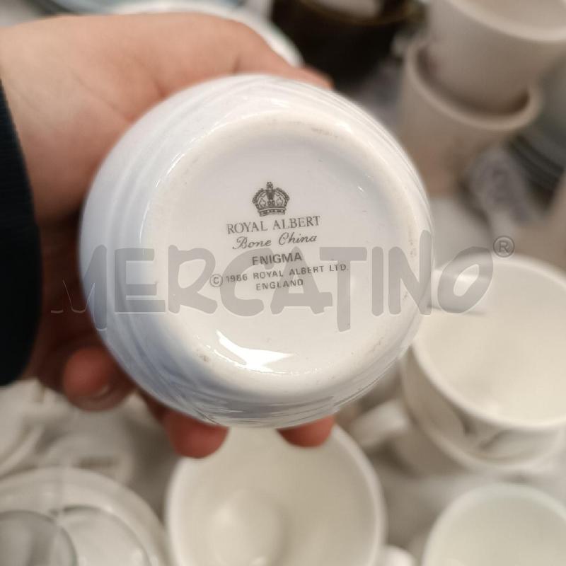 SET ROYAL ALBERT PZ. 10 + 6 + 6+ 6 + ZUCCHERIERA + LATTIERA | Mercatino dell'Usato Cava de tirreni 4