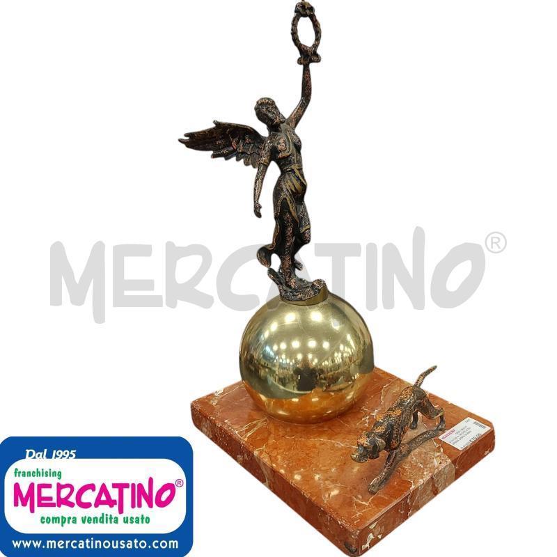 STATUA S. MICHELE SU SFERA DORATA BASE MARMO | Mercatino dell'Usato Cava de tirreni 1