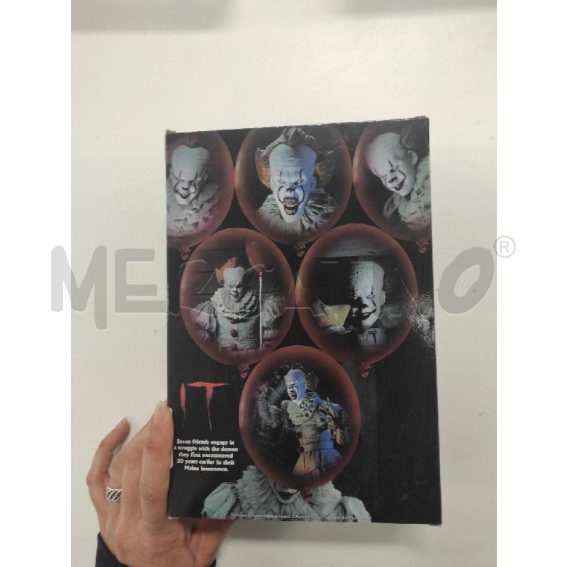 ACTION FIGURE IT NECA YOU'LL FLOAT  | Mercatino dell'Usato Salerno torrione 3