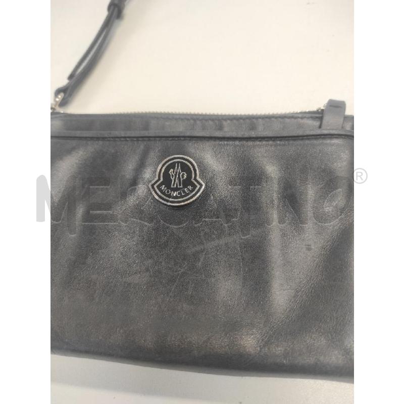 BORSETTA DONNA MONCLER NERA PELLE  | Mercatino dell'Usato Salerno torrione 2