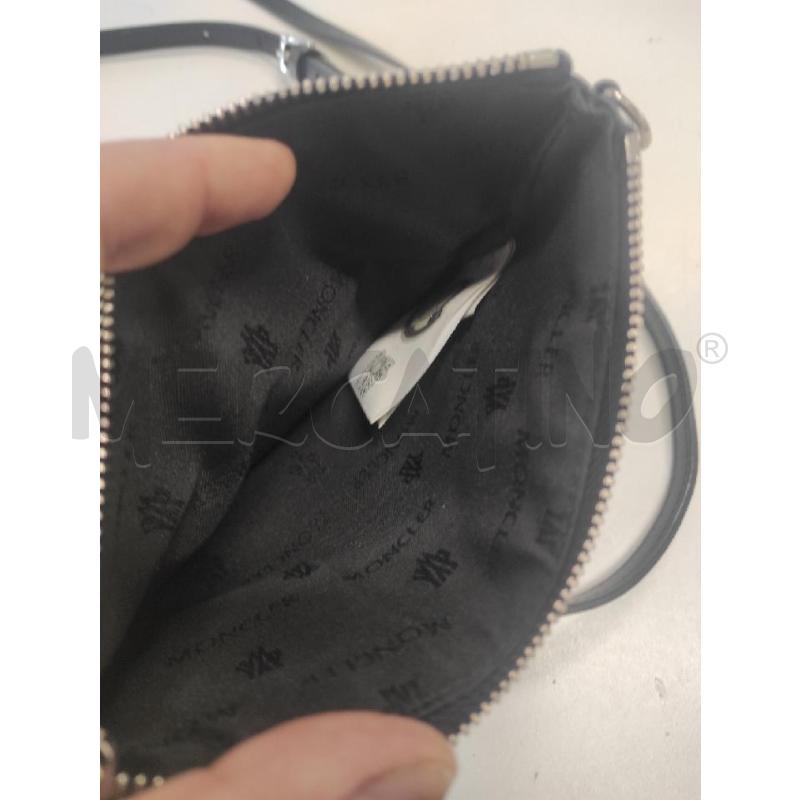 BORSETTA DONNA MONCLER NERA PELLE  | Mercatino dell'Usato Salerno torrione 3