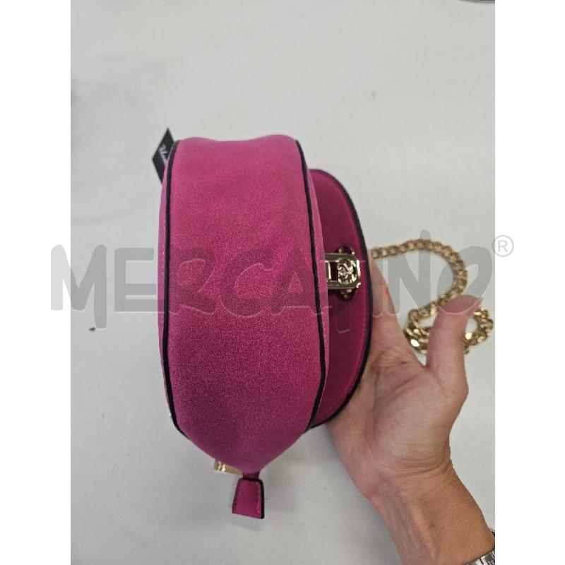 BORSETTA DONNA NUMERO VENTIDUE FUCSIA BORCHIE E TRACOLLA | Mercatino dell'Usato Salerno torrione 5
