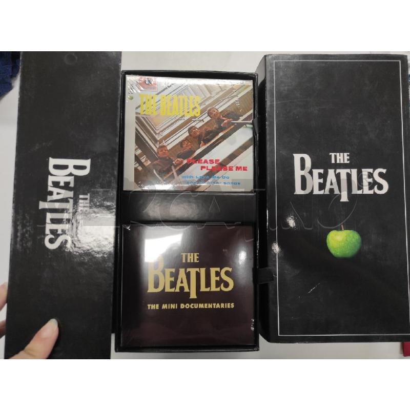 COFANETTO BEATLES CON DVD | Mercatino dell'Usato Salerno torrione 2