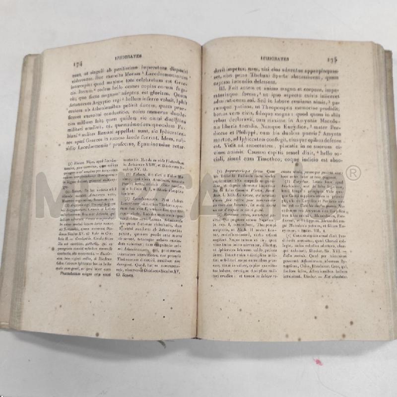 CORNELII NEPOTIS | Mercatino dell'Usato Salerno torrione 4
