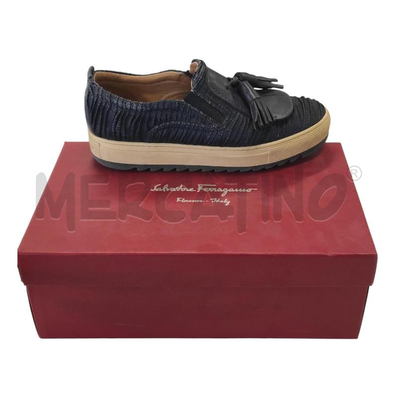 MOCASSINI UOMO FERRAGAMO BLU TELA CON NAPPINE TG. 7.5 | Mercatino dell'Usato Salerno torrione 1