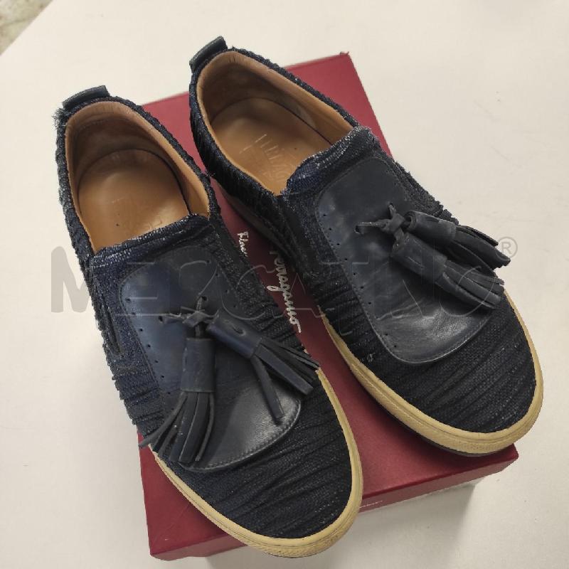 MOCASSINI UOMO FERRAGAMO BLU TELA CON NAPPINE TG. 7.5 | Mercatino dell'Usato Salerno torrione 2