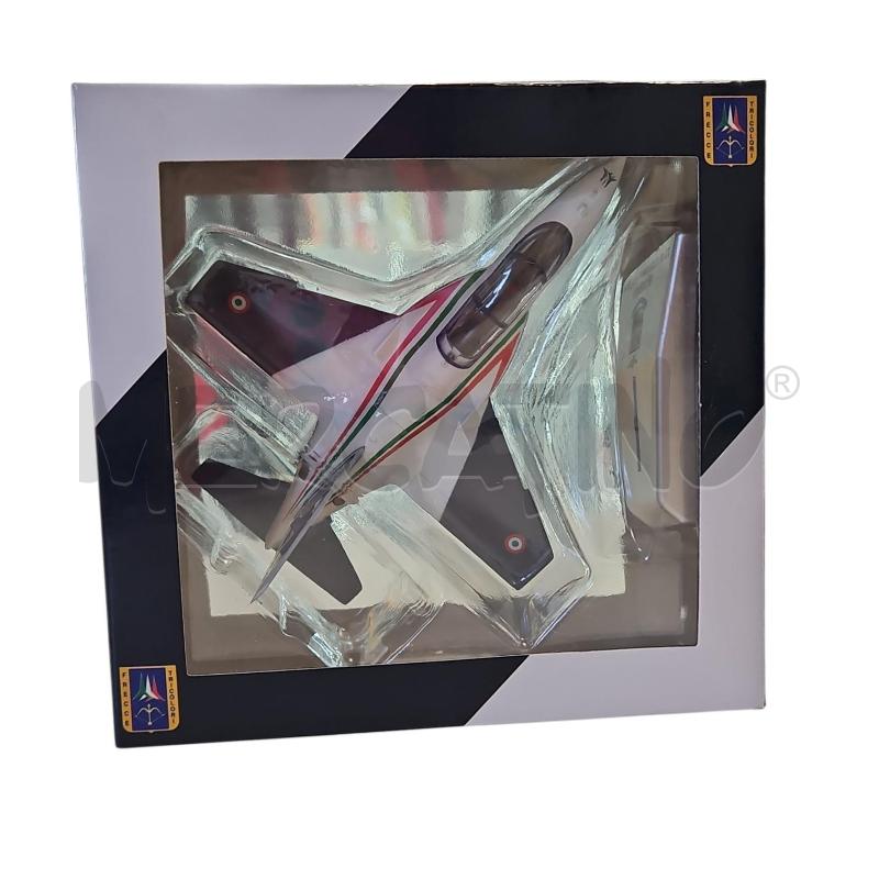 M-346 PAN (PROGETTO LEONARDO) NUOVA LIVREA FRECCE TRICOLORI 1:100 ITALERI AEREI MODELLINO NUOVO | Mercatino dell'Usato Salerno torrione 2