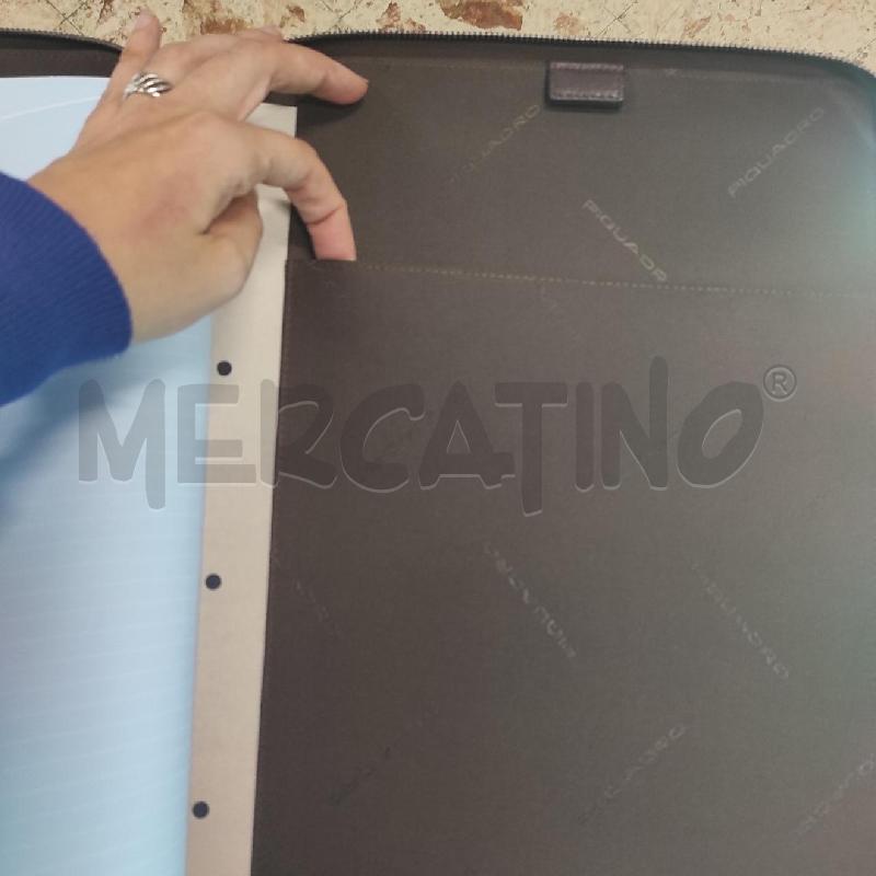 ORGANIZER PIQUADRO MARRONE PORTAPC 15POLLICI E BLOCCO A4 | Mercatino dell'Usato Salerno torrione 4