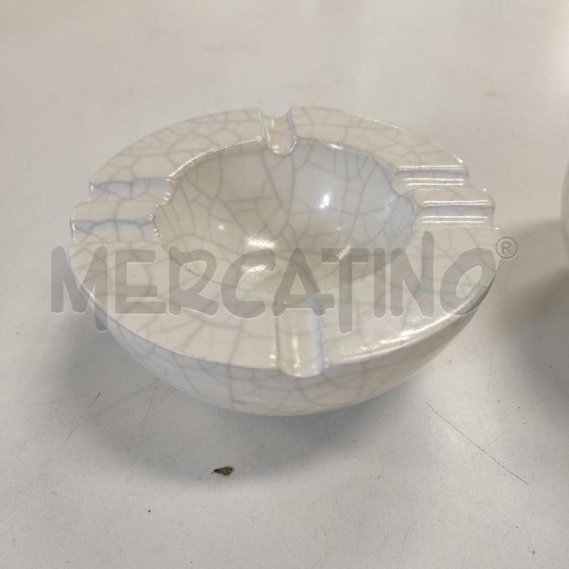 PIANETA ERNESTINE BIANCO VASO + POSACENERE | Mercatino dell'Usato Salerno torrione 2