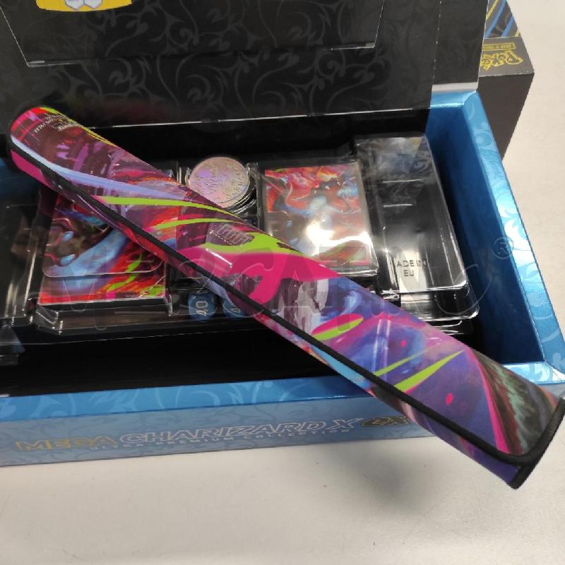 POKEMON SCATOLA MEGA CHARIZARD EX CON ACCESSORI  | Mercatino dell'Usato Salerno torrione 3