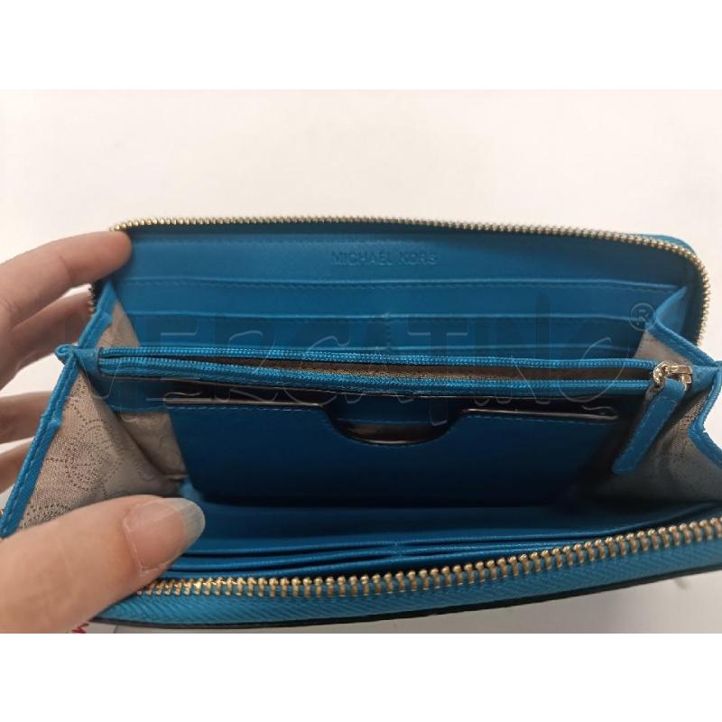 PORTA FOGLIO MICHAEL KORS BLU OTTANIO  | Mercatino dell'Usato Salerno torrione 2