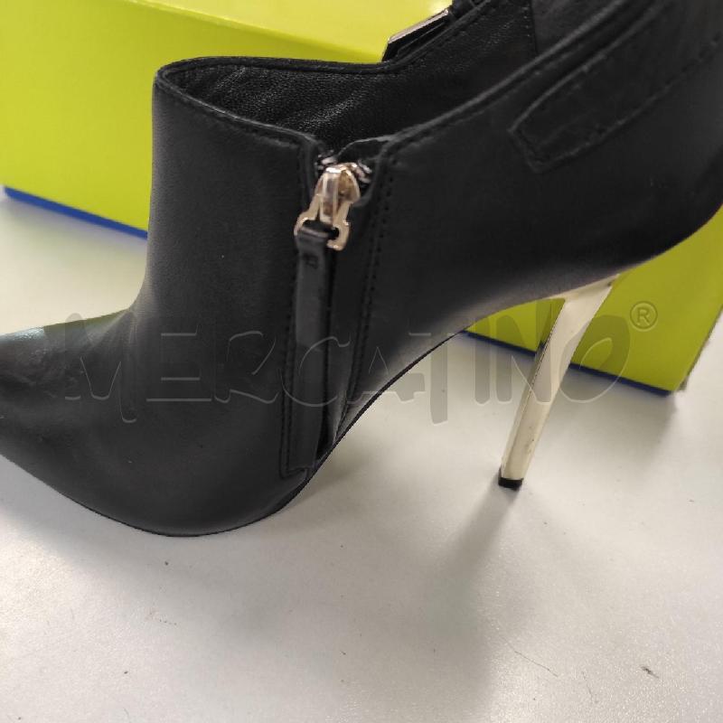 SCARPE DONNA VERSACE JEANS NERO STILETTO TG 38 | Mercatino dell'Usato Salerno torrione 3
