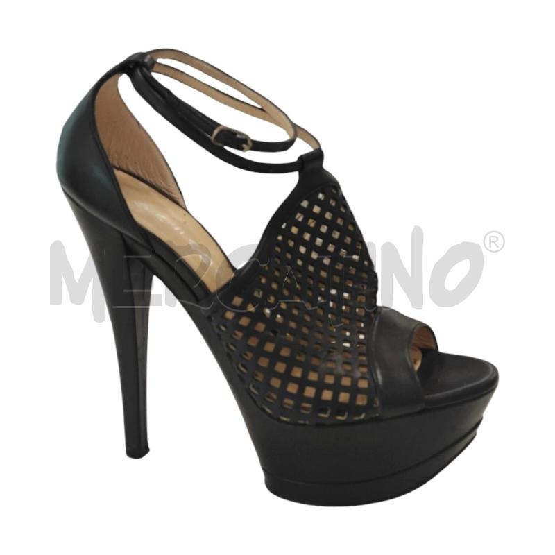 SCARPE TACCHI CASADEI NERE TRAFORATE TG. 37  | Mercatino dell'Usato Salerno torrione 1