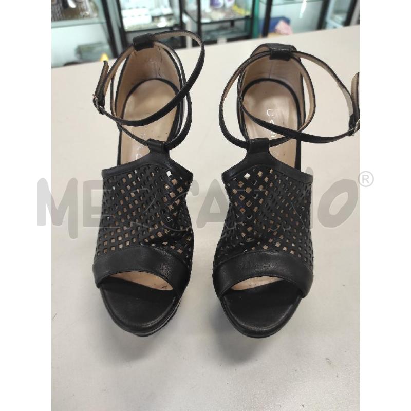 SCARPE TACCHI CASADEI NERE TRAFORATE TG. 37  | Mercatino dell'Usato Salerno torrione 2