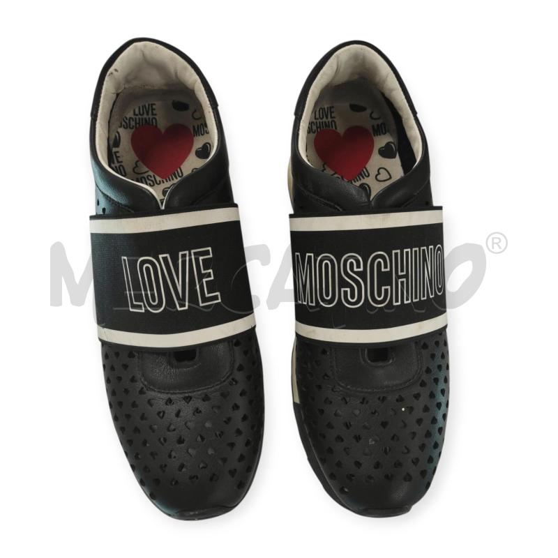 SNEAKERS DONNA LOVE MOSCHINO NERE TRAFORATE TG. 39 | Mercatino dell'Usato Salerno torrione 1