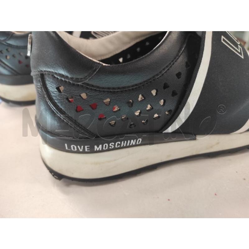 SNEAKERS DONNA LOVE MOSCHINO NERE TRAFORATE TG. 39 | Mercatino dell'Usato Salerno torrione 2