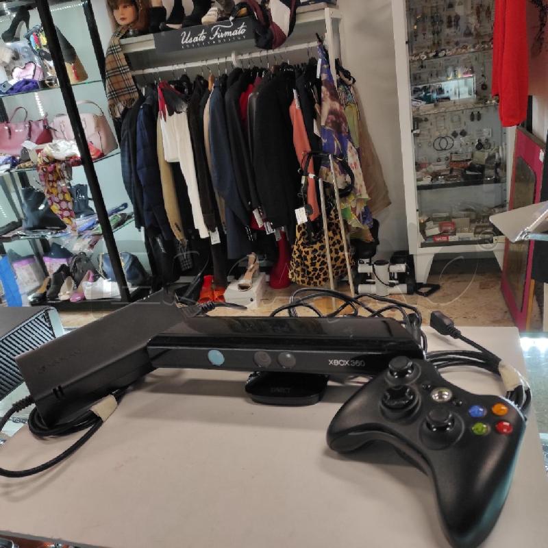 XBOX 360 E CON KINECT  | Mercatino dell'Usato Salerno torrione 4