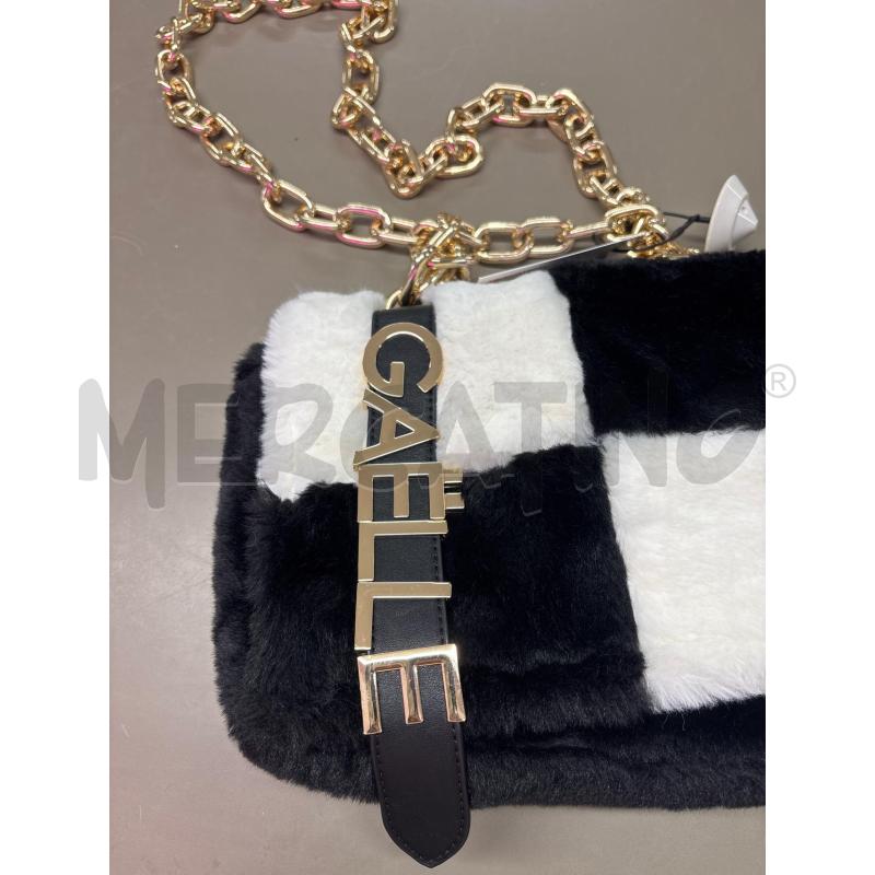 BORSA DONNA GAELLE NERA BIANCA PELUCHE CATENA DORATA | Mercatino dell'Usato Salerno 2